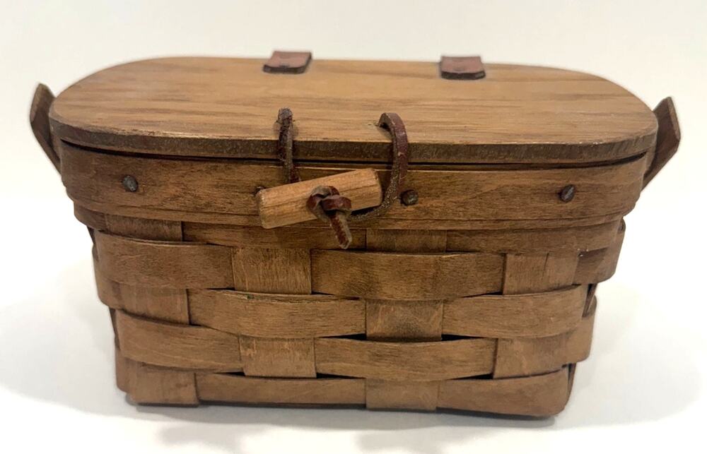 LONGABERGER Vintage Small Basket Lid Toggle Closure Handmade Woven USA